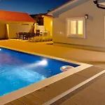 Meadow Holiday home Ruzici (Sveta Nedelja)