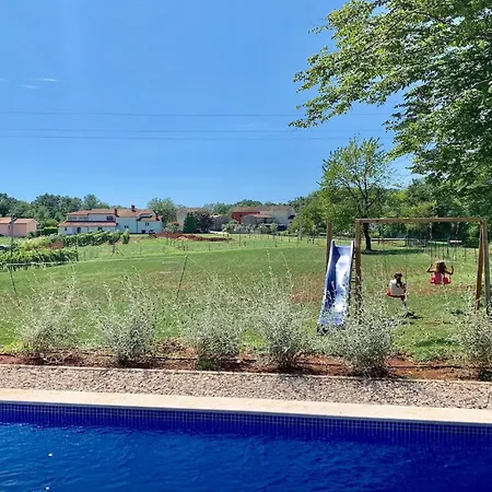 Meadow Holiday home